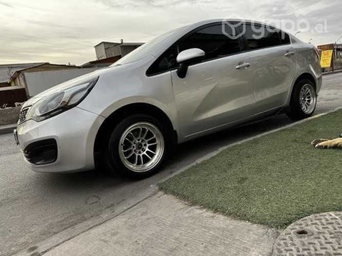 Kia rio 4