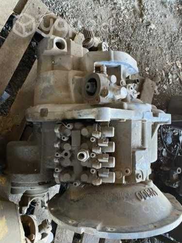 Transmicion retro excavadora jcb