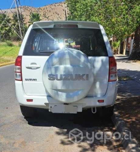 Suzuki grand nomade 2014