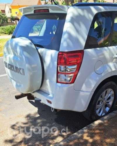 Suzuki grand nomade 2014