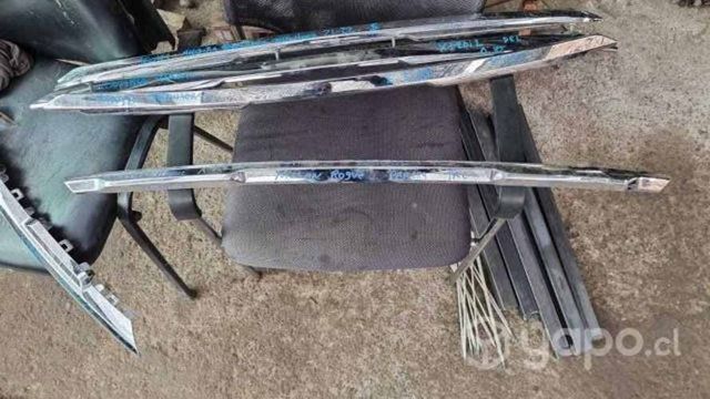 Moldura parachoque trasero nissan xtrail original