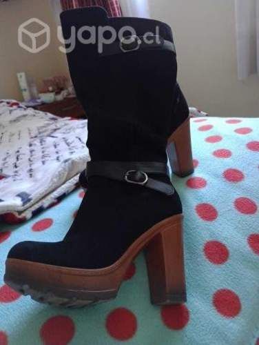 Botas largas marca PAND-G