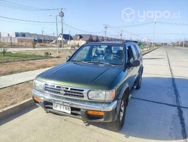 Nissan Pathfinder 1998
