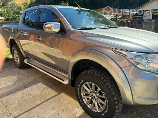 Mitsubishi new l200 Dakar 2.4