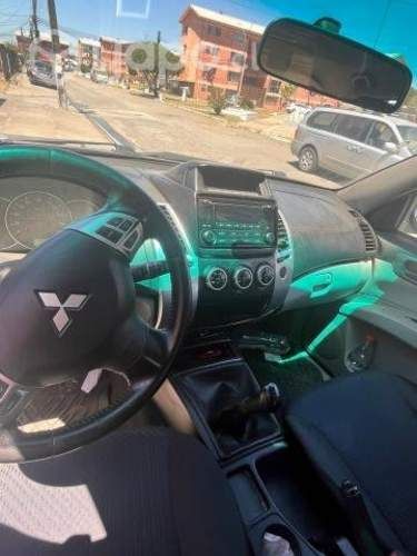 Mitsubishi montero sport 2014