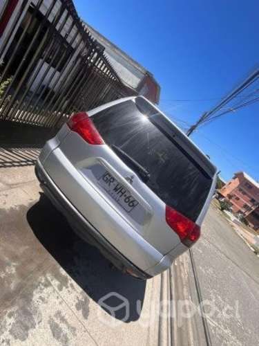 Mitsubishi montero sport 2014