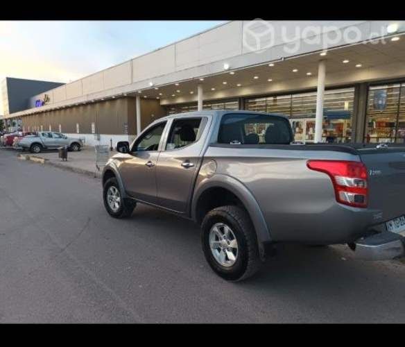 Mitsubishi l200 2018