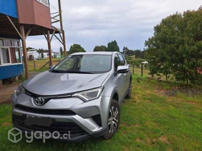 Toyota RAV 2018. 4X2 2.0.