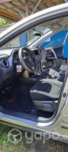 Toyota RAV 2018. 4X2 2.0.