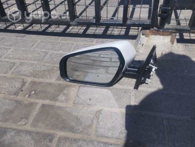 Espero Hyundai creta 2021 izquierdo