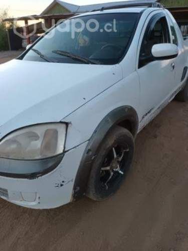 Camioneta Chevrolet Montana año 2006