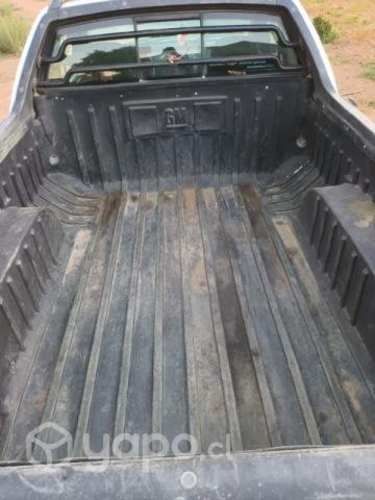 Camioneta Chevrolet Montana año 2006