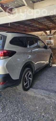 TOYOTA RUSH 2022 semi nuevo