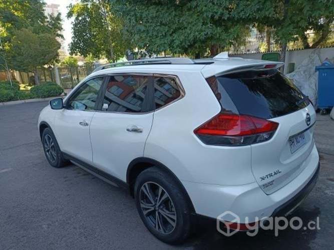 Camioneta Nissan Xtrail