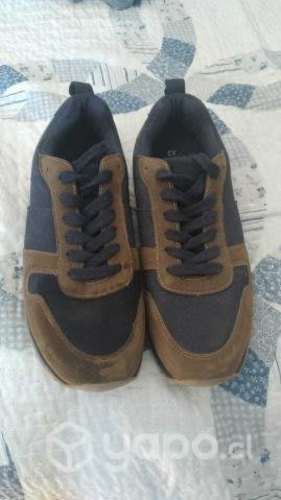 Zapatillas Urb Talla 42 PRECIO CONVERSABLE