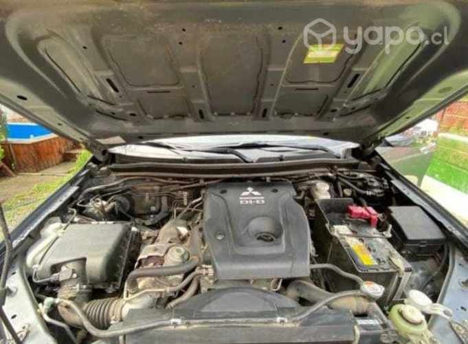 Mitsubishi l200 2018