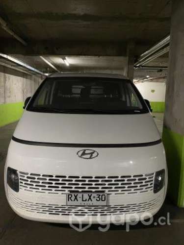 Hyundai Staria 2022