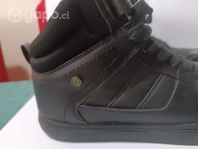 Zapatos teener solo un par de usos