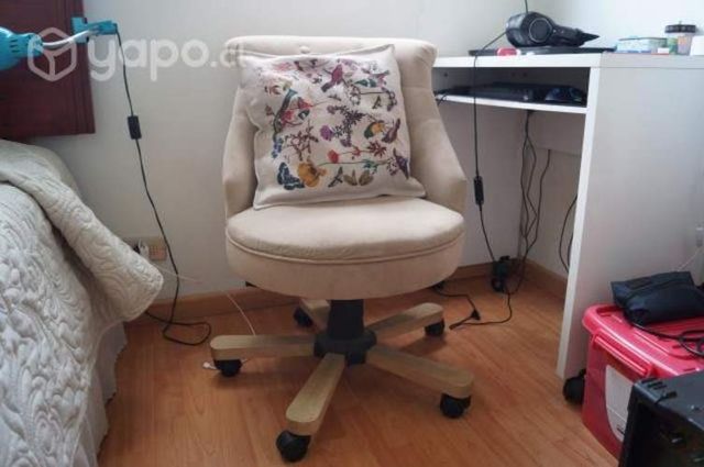 Sillón elegante para escritorio PC