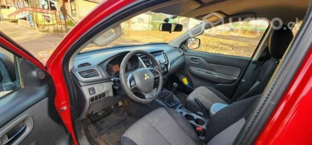 Mitsubishi l200 2018