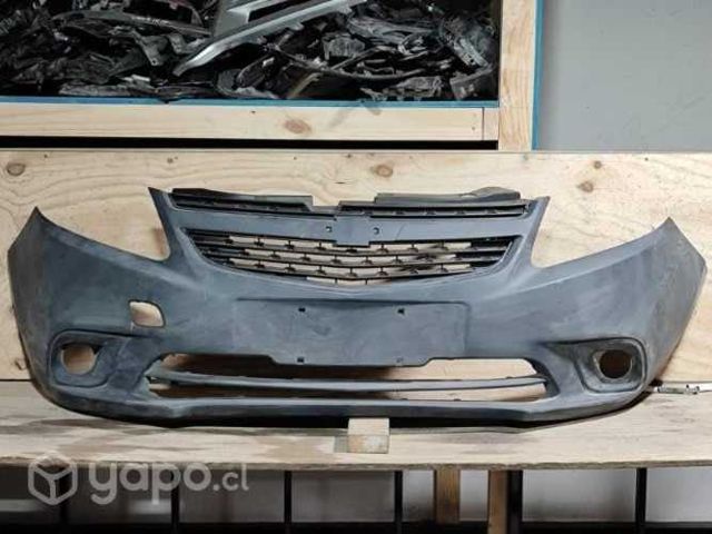Parachoque Chevrolet Sail clásico punta tiburón /