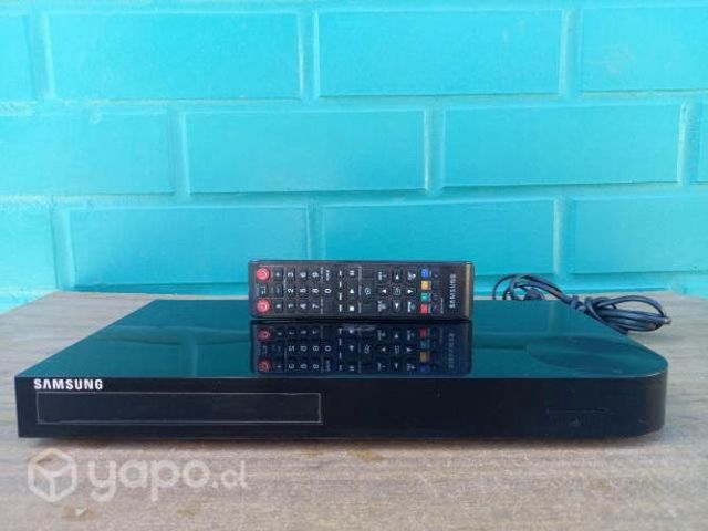 Samsung blu ray player bd-f5500 3d ( no wi fi )