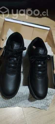 Zapatillas de colegio