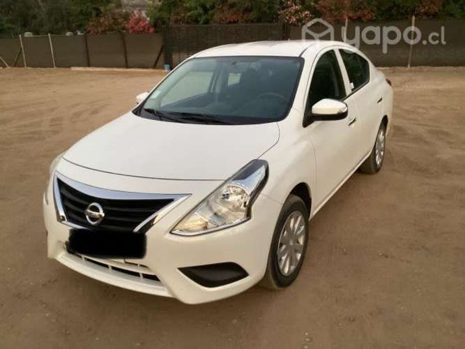 Nissan versa 2019