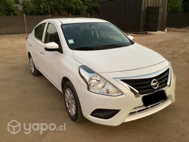 Nissan versa 2019