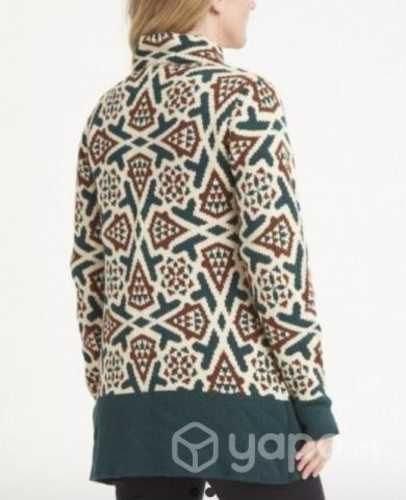 Cardigan de lana abotonado y bolsillos