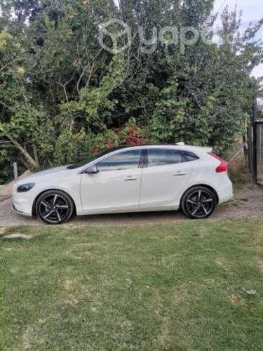VOLVO V40 2016 T4 R-Design