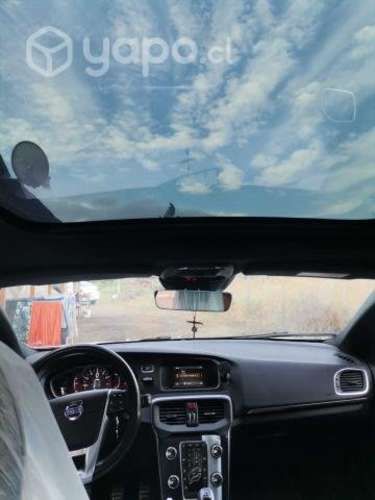 VOLVO V40 2016 T4 R-Design