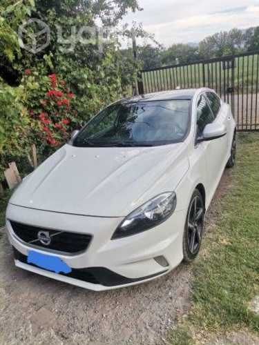 VOLVO V40 2016 T4 R-Design