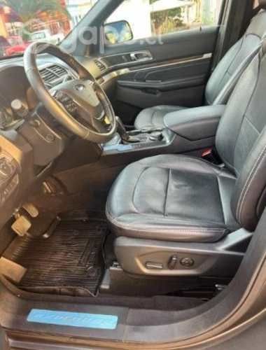 Impecable ford explorer limited año 2019