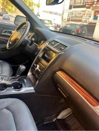 Impecable ford explorer limited año 2019