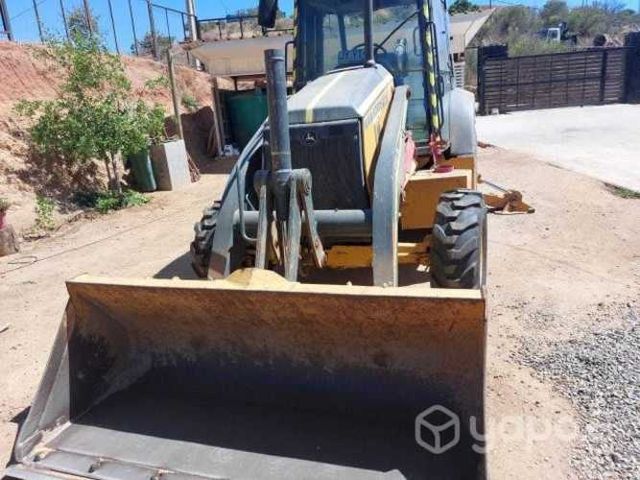 Retroexcavadora john dere modelo l320