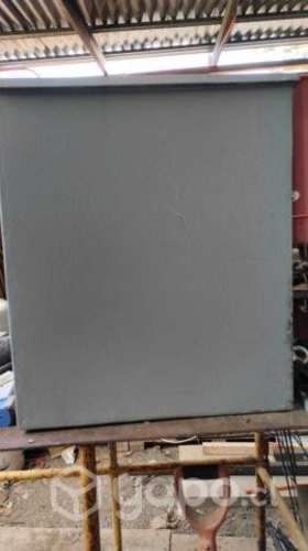 Caja herramienta metalica