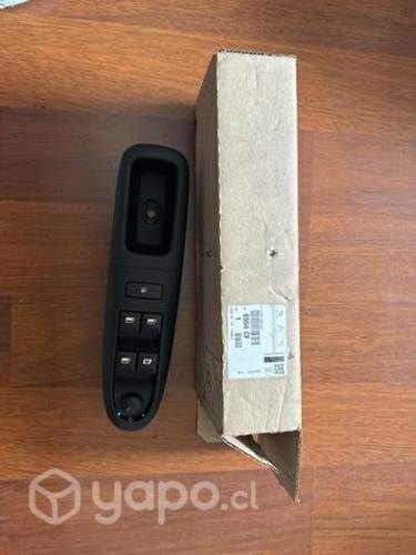 Comando central alza vidrios Peugeot 406 95 - 04