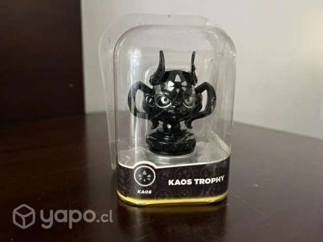 Figuras coleccionables varias