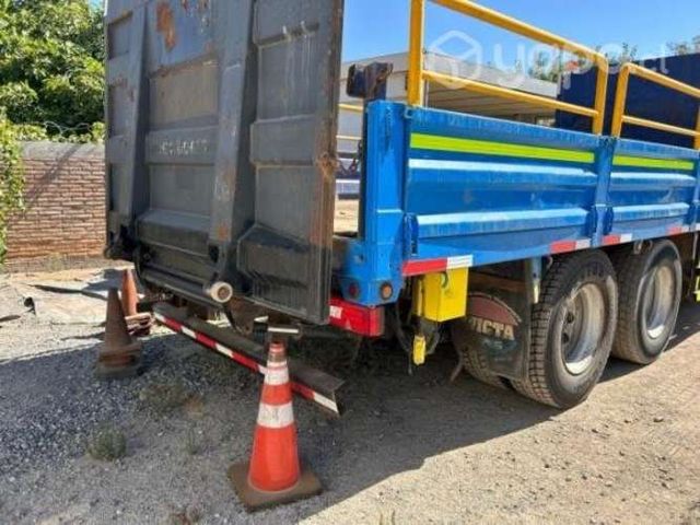 Se vende Plataforma Hidráulica año 2020