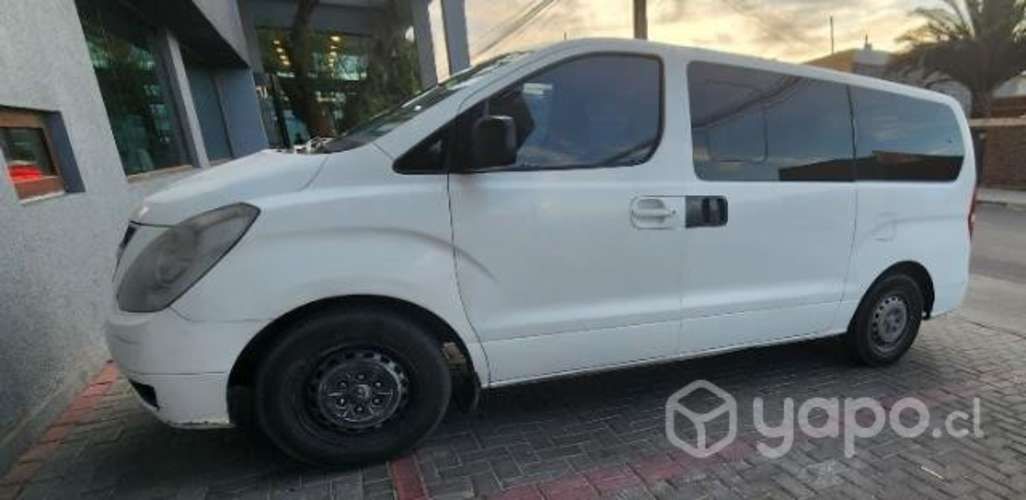 Vendo hyundai h1 2013