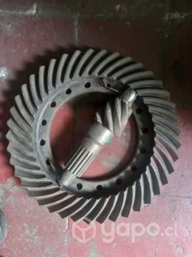 Conjunto corona y piñón camion Isuzu 6/41