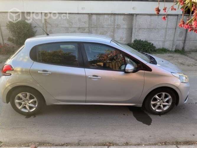 Vendo peugeot 208 diesel