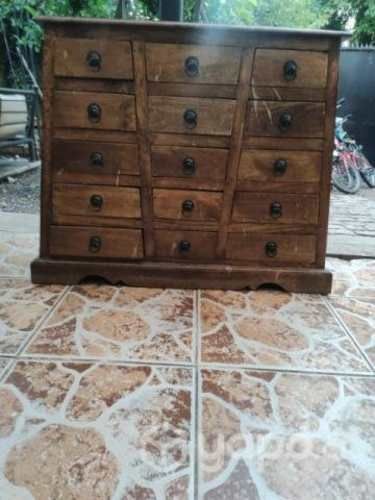 Mueble antiguo tamaño arrimo
