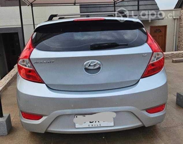 Hyundai accent 2015