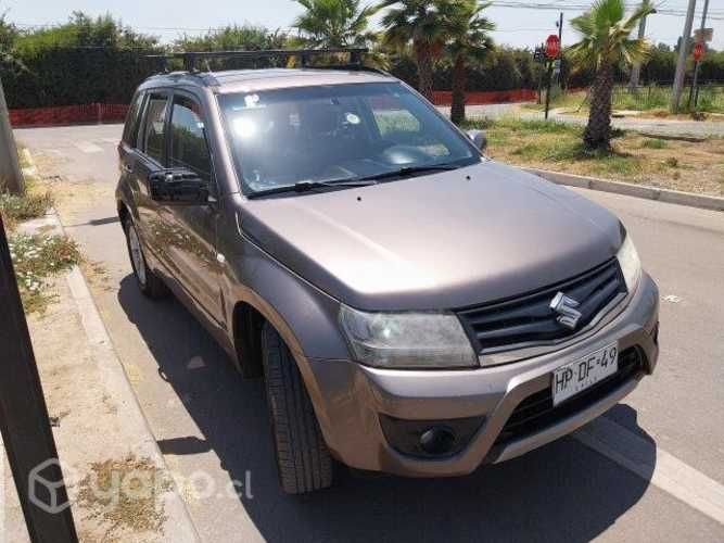 Suzuki grand nomade 2016