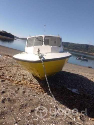 lancha de fibra de vidrio