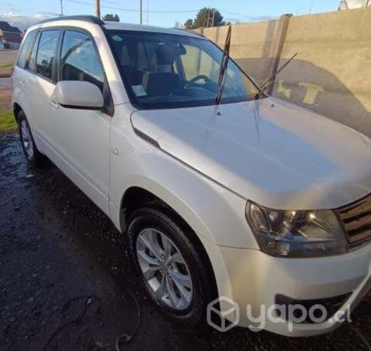 Suzuki grand nomade 2014