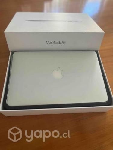 MacBook Air 11 Core i5 4GB RAM 128GB