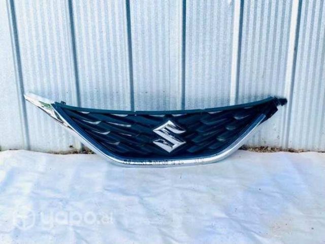 Máscara parachoque suzuki baleno